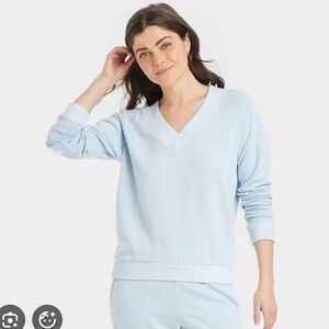 Women's Leisure Studio French
Terry Pullover Sweatshirt and Shorts